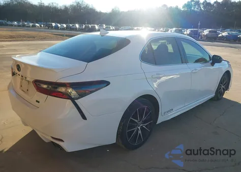 2022 Toyota Camry Se из США, поврежденный, VIN 4T1G11AK5NU641805